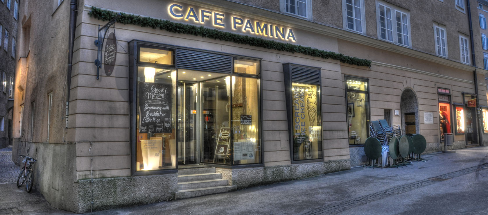 Cafe Pamina